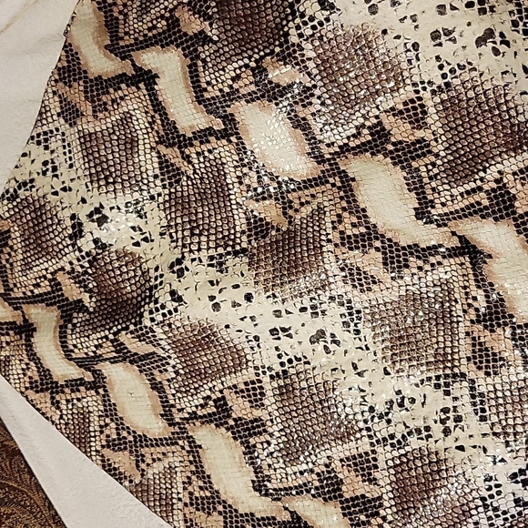 Jaclyn Smith skin snak skirt - Picture 2 of 4